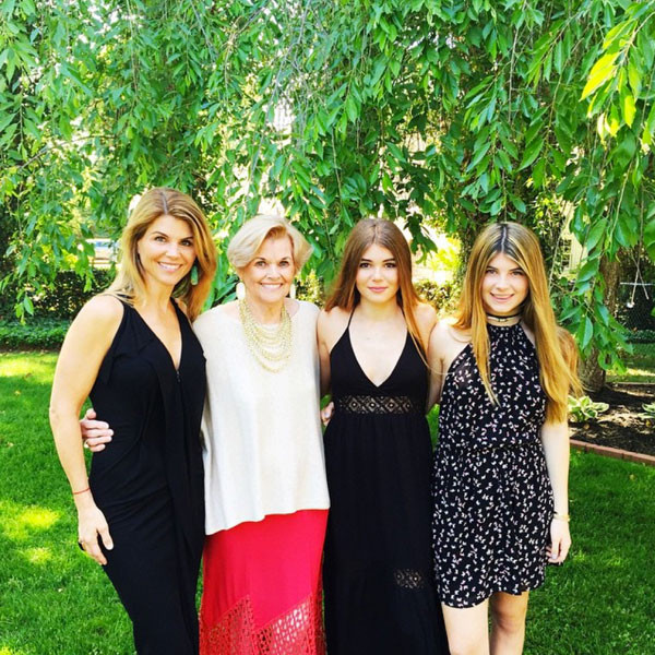 Lori Loughlin's Latest Family Photo With Her Mom and 2 Daughters Proves